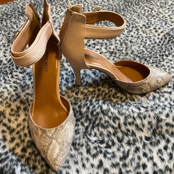 Adidas superstar & 3 pairs of high heels 7.5 - Picture 8 of 9